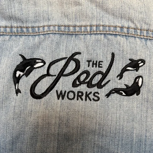 Scarlet Boulevard Light Blue Denim Jacket "The Pod Works" Whale Orca Patchwork - Picture 7 of 9